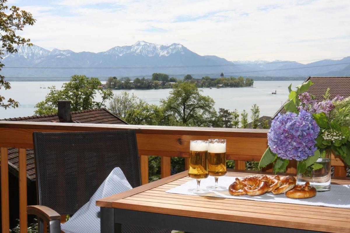 Haus Chiemsee-Blick 吉塔特埃姆吉姆 外观 照片